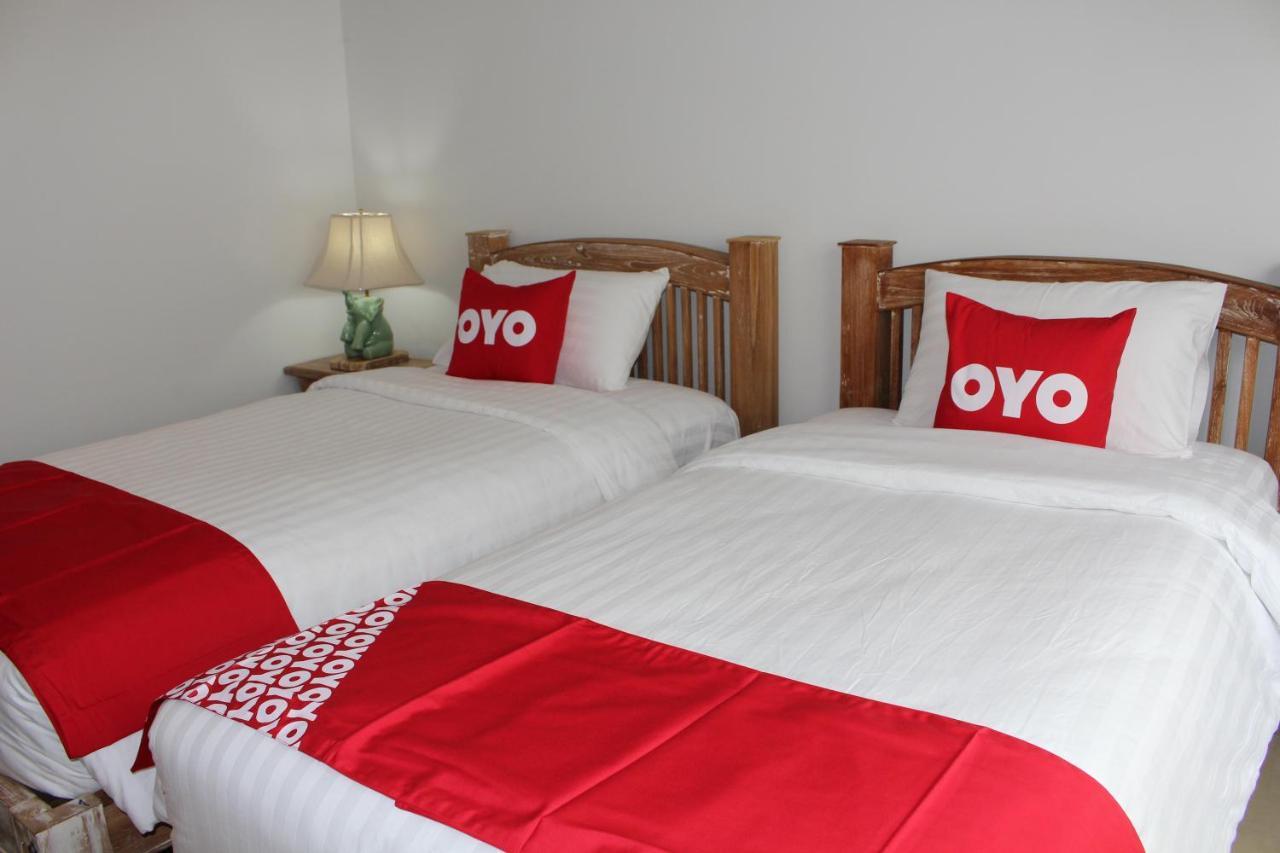 Oyo 75409 Premium The Family Hotel Chiang Mai Exterior photo